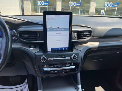 Used 2020 Ford Explorer Platinum w/ Premium Technology Package image 33
