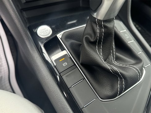 New 2025 Volkswagen Taos S image 29