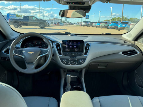 Used 2020 Chevrolet Malibu LS w/ Driver Confidence Package II image 11