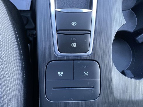 Certified 2022 Ford Escape SE image 24