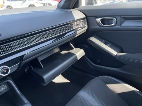 Used 2023 Honda Civic Sport image 29