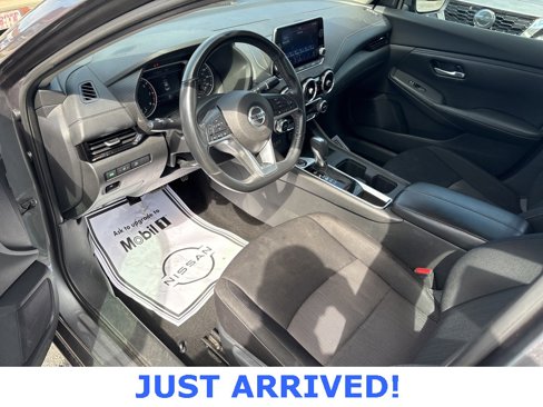 Used 2021 Nissan Sentra SV image 9