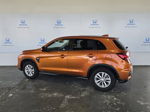 Used 2023 Mitsubishi Outlander Sport ES image 4