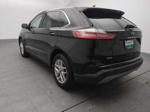 Used 2022 Ford Edge SEL image 5