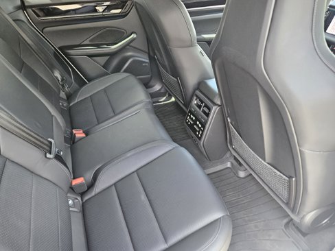 Certified 2024 Porsche Macan 4 Electric image 38