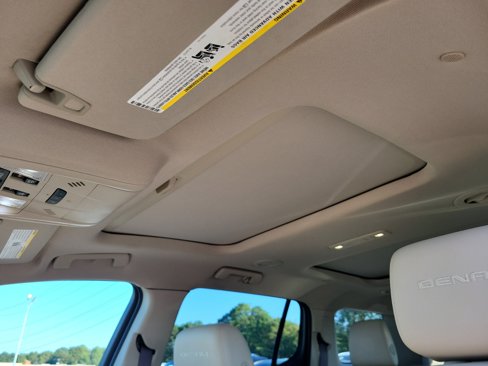 Used 2019 GMC Acadia Denali image 17