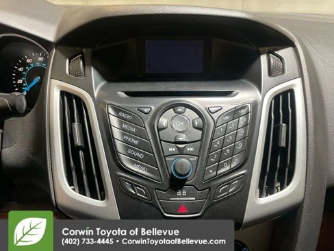 Used 2014 Ford Focus SE w/ SE Winter Package image 12