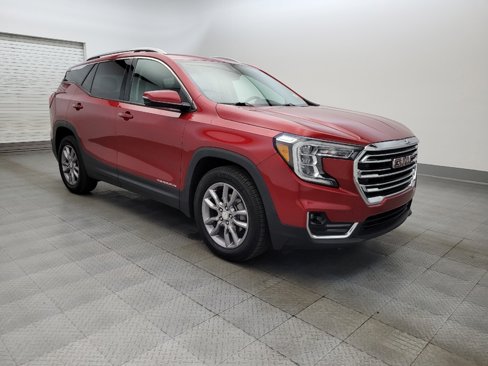 Used 2022 GMC Terrain SLT image 13