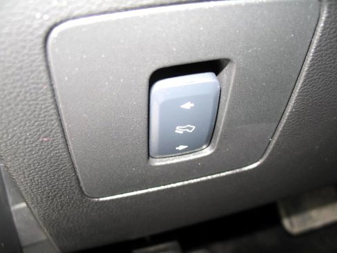 Used 2017 Ford F150 Lariat image 58