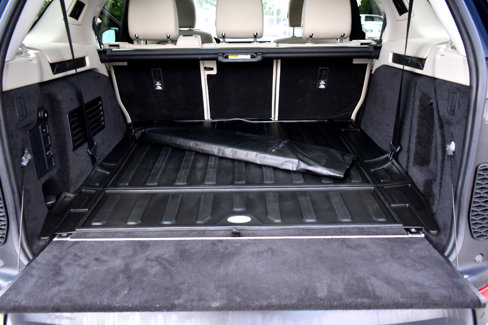 Used 2019 Land Rover Discovery HSE image 46