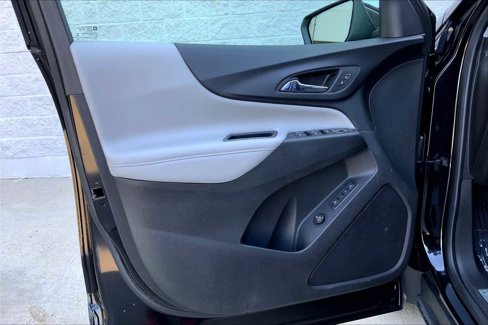 Used 2020 Chevrolet Equinox Premier image 17