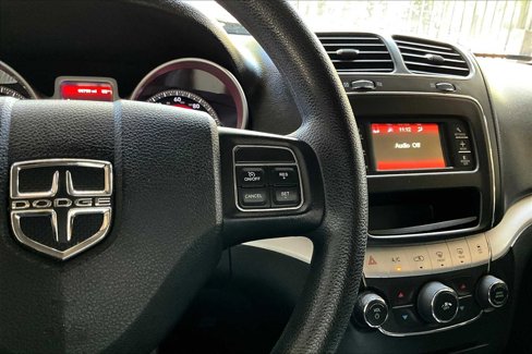 Used 2017 Dodge Journey SE image 24