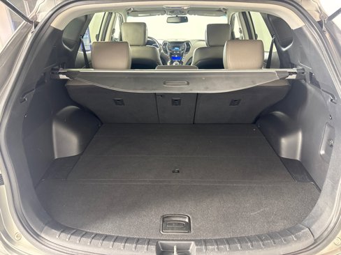 Used 2013 Hyundai Santa Fe AWD image 21