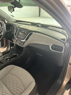Used 2019 Chevrolet Equinox LS w/ LS Convenience Package image 23