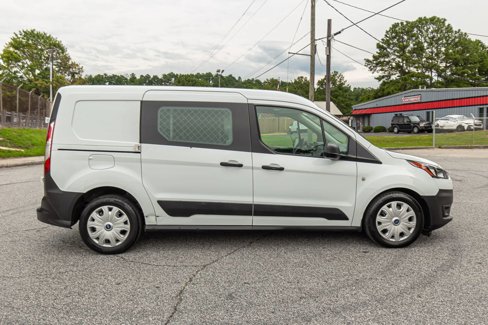 Used 2023 Ford Transit Connect XL image 5