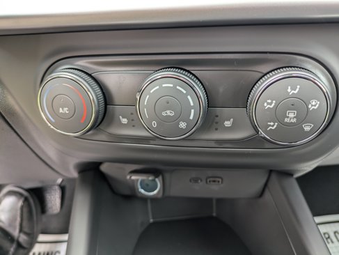 New 2026 Chevrolet Trax LT image 19