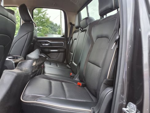 Used 2020 RAM 1500 Laramie image 24