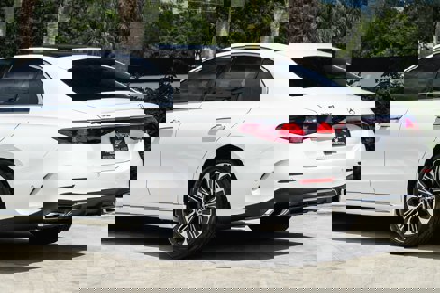 Used 2025 Mercedes-Benz E 350 Sedan image 5