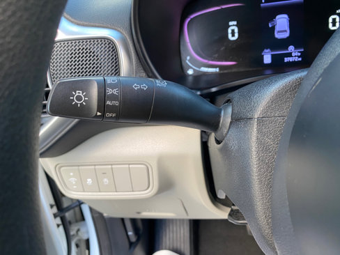 Used 2023 Kia Soul LX image 57