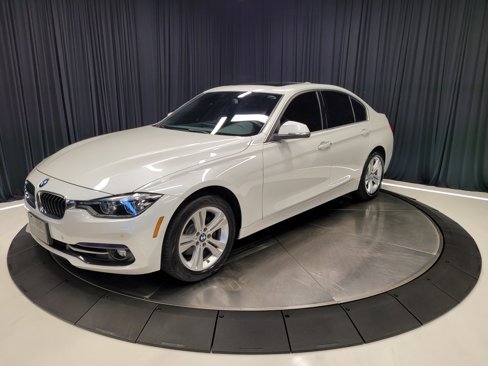 Used 2017 BMW 330i xDrive Sedan image 7