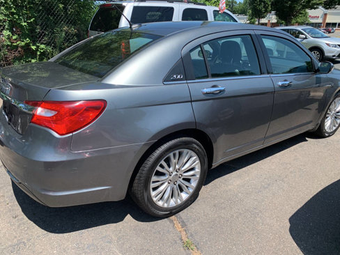 Used 2011 Chrysler 200 Limited image 7