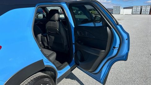 Certified 2023 Chevrolet TrailBlazer RS w/ Convenience Package image 31
