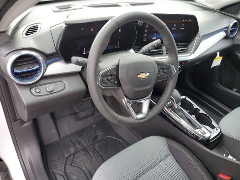 New 2025 Chevrolet Trax LT w/ Driver Confidence Package image 25