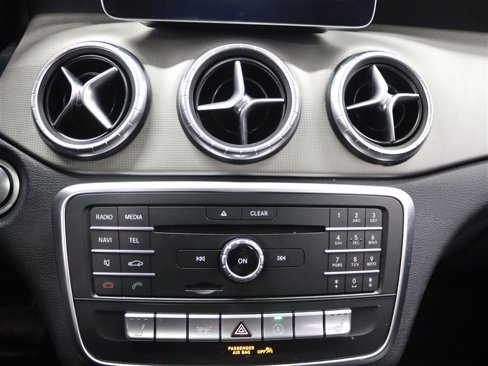 Used 2018 Mercedes-Benz CLA 250 image 30