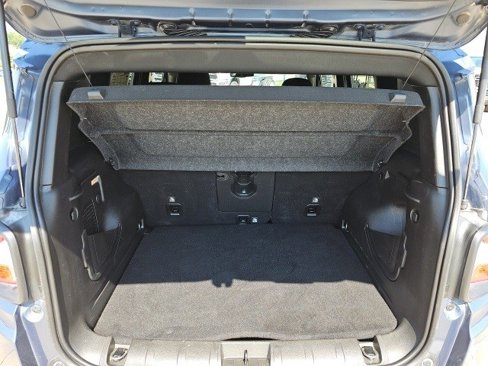 Used 2021 Jeep Renegade Latitude image 18