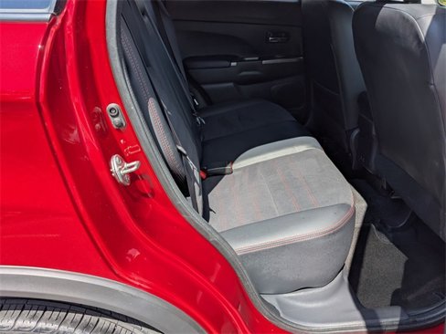 Used 2022 Mitsubishi Outlander Sport SE image 27
