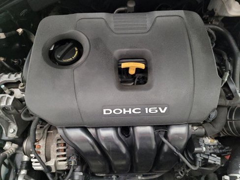 Used 2017 Hyundai Elantra Limited image 30