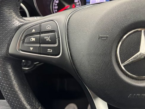 Used 2019 Mercedes-Benz GLC 300 image 22