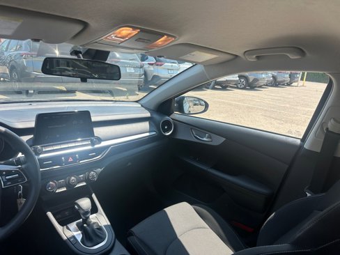 Used 2024 Kia Forte LXS image 33