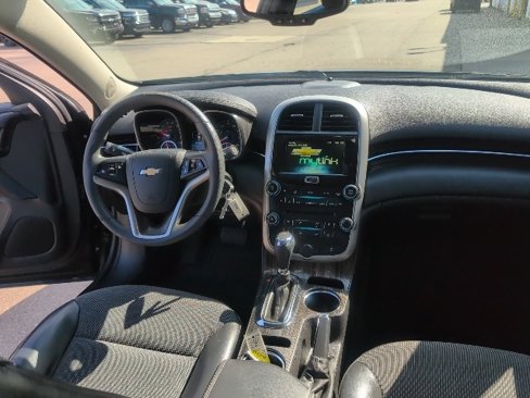 Used 2016 Chevrolet Malibu LT w/ Power Convenience Package image 32