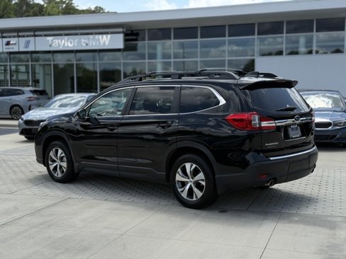 Used 2022 Subaru Ascent Premium w/ Convenience Package image 3