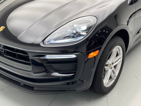 Certified 2024 Porsche Macan image 53