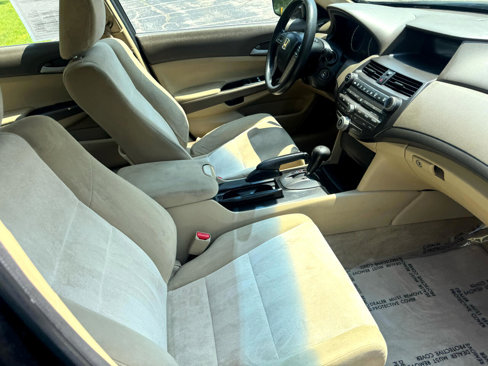 Used 2010 Honda Accord LX-P image 25