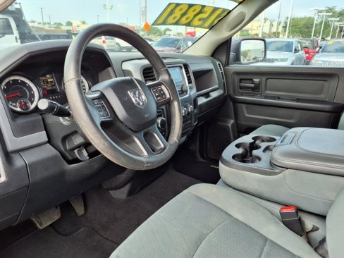 Used 2017 RAM 1500 Express image 10