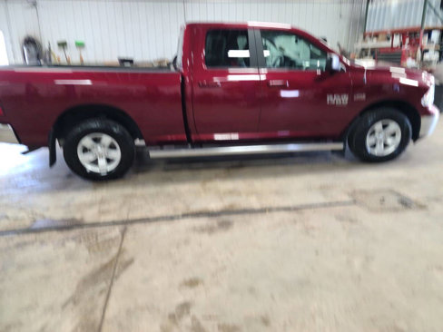 Used 2020 RAM 1500 Classic SLT image 10