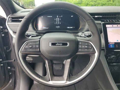 New 2025 Jeep Grand Cherokee Limited image 19