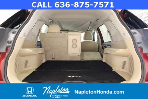 Used 2016 Nissan Rogue SV w/ SV Moonroof Package image 21