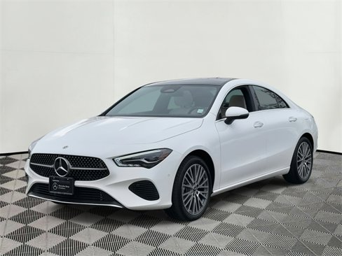Used 2025 Mercedes-Benz CLA 250 4MATIC image 7