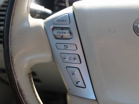 Used 2015 INFINITI QX80 Luxe w/ 22" Wheel Package image 11
