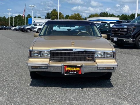 Used 1986 Cadillac De Ville Fleetwood image 6