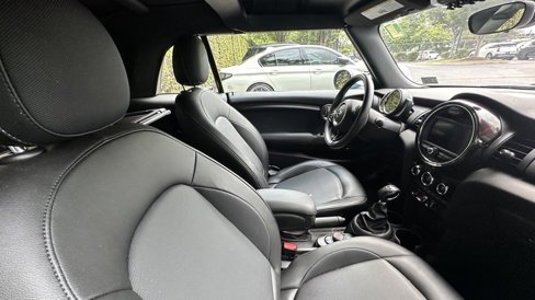 Used 2019 MINI Cooper Convertible image 5