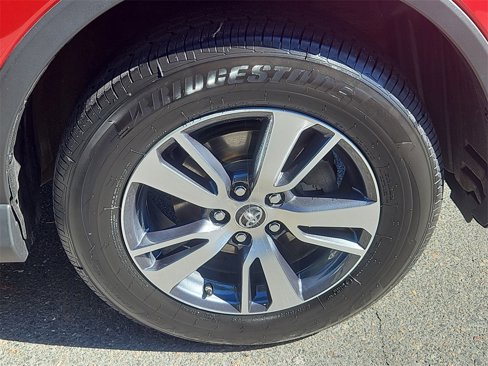 Used 2017 Toyota RAV4 XLE image 10