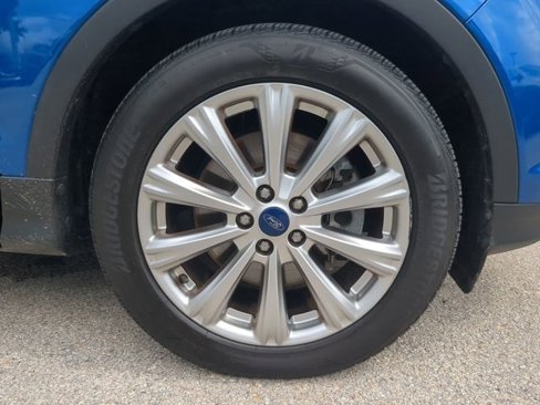 Used 2017 Ford Escape Titanium image 10