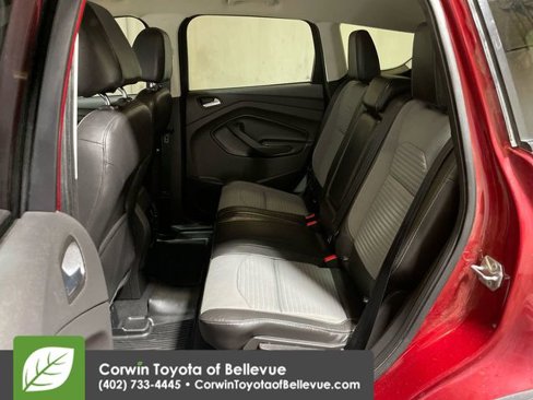 Used 2017 Ford Escape SE w/ SE Sport Appearance Package image 22