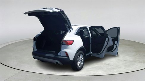 Used 2022 Ford Escape SE image 13