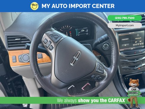 Used 2015 Lincoln MKX AWD w/ Equipment Group 102A image 9